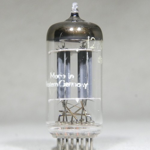 Telefunken ECC83/12AX7 Long Ribbed Plate Diamond Mark on Bottom Germany 1955 - Picture 5 of 20