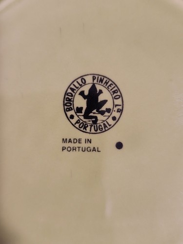 Green Ceramic Fish Plate Bordallo Pinheiro Portugal 9" - Picture 4 of 6