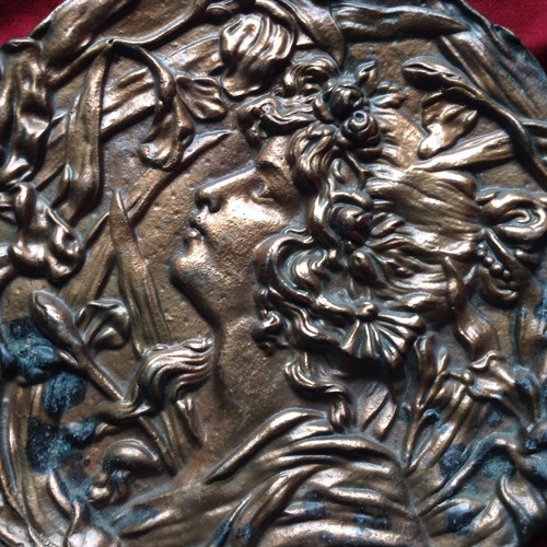 Antique Wahliss Art Nouveau Iris Girl Lady Austria Wien Bronze Statue Medal Tray - Picture 3 of 12