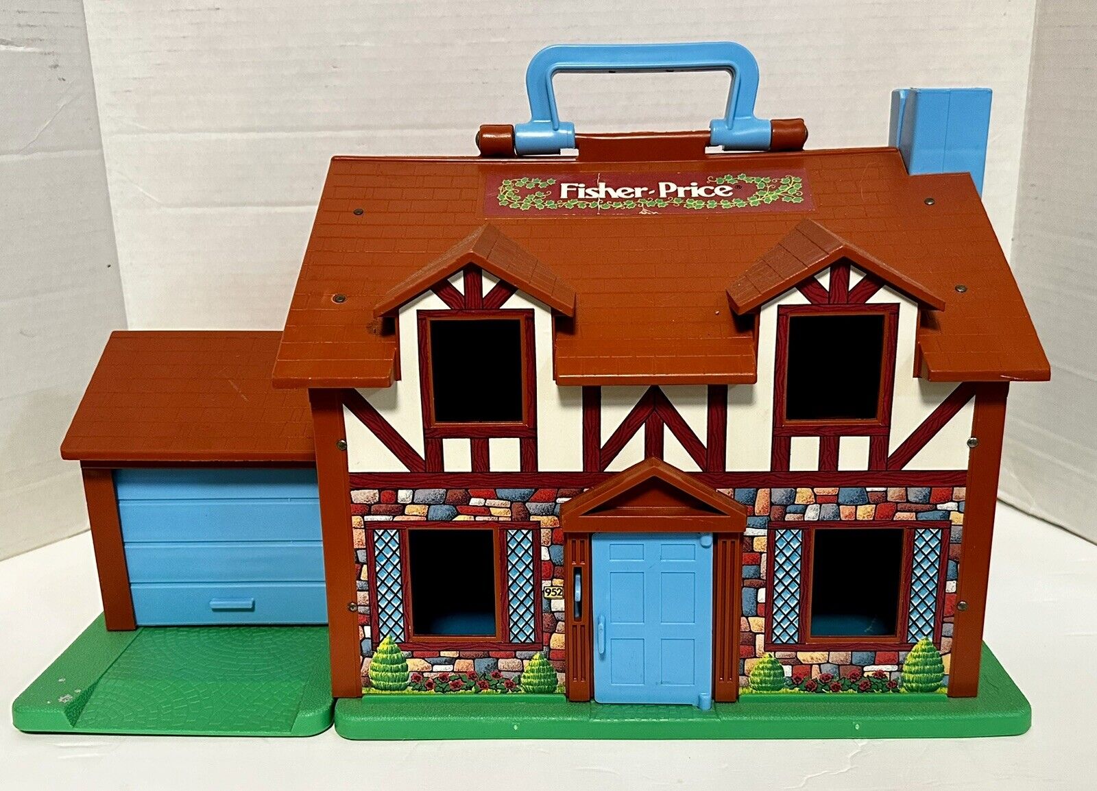 Picture 1 of 9