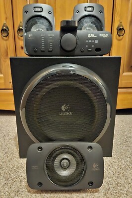 Logitech Z-906 5.1-Surround-Sound-Lautsprechersystem (THX-Surround-Sound)