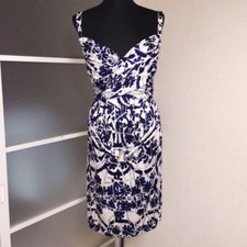 GUCCI Dress White Blue Black Sleeveless Women's Size 40 Made in Japan Used