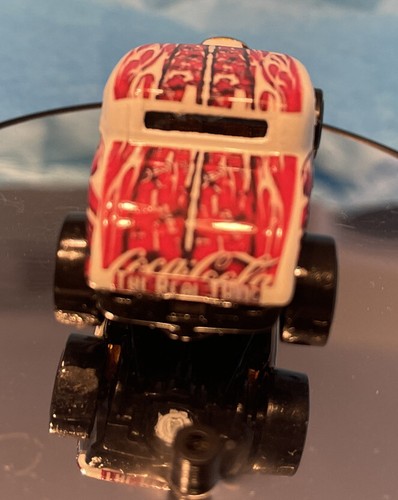 Hot Wheels 32 Ford Roadster As Coca-Cola It’s The Real Thing Coke It’s A Custom - Picture 6 of 12