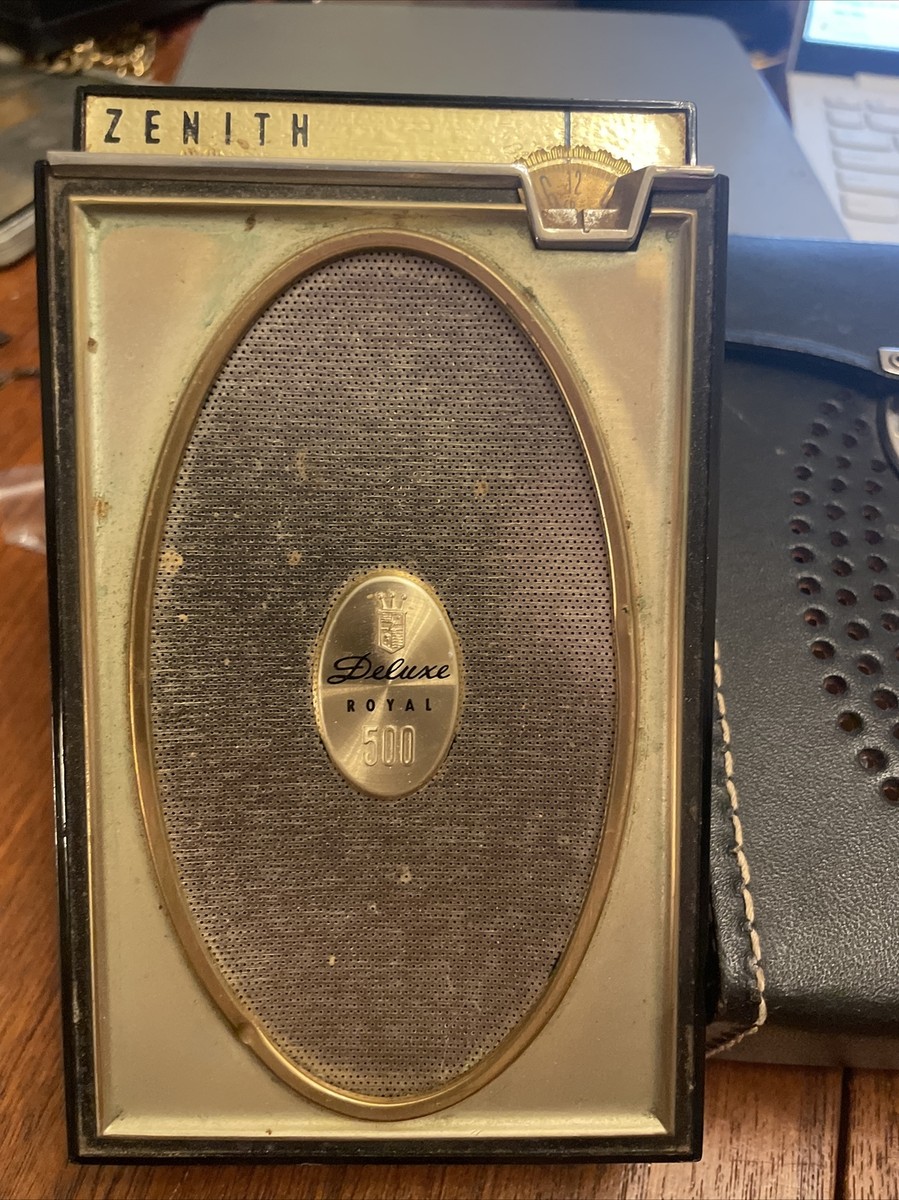 Vintage Zenith Royal Deluxe 500 8 Transistor Radio & Leather Vintage Zenith Royal Deluxe 500 8 Transistor Radio & Leather