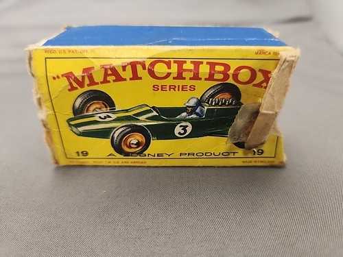 OLD VINTAGE LESNEY MATCHBOX # 19 LOTUS RACING CAR ORIGINAL BOX WITH DECALS - Picture 8 of 8