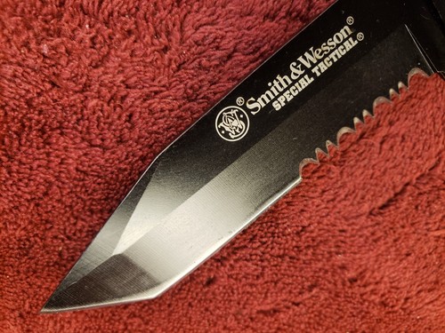 🔪🔪 Smith & Wesson Special Tactical Rubber Handle Black Tanto Blade CKTACBS - Picture 13 of 13