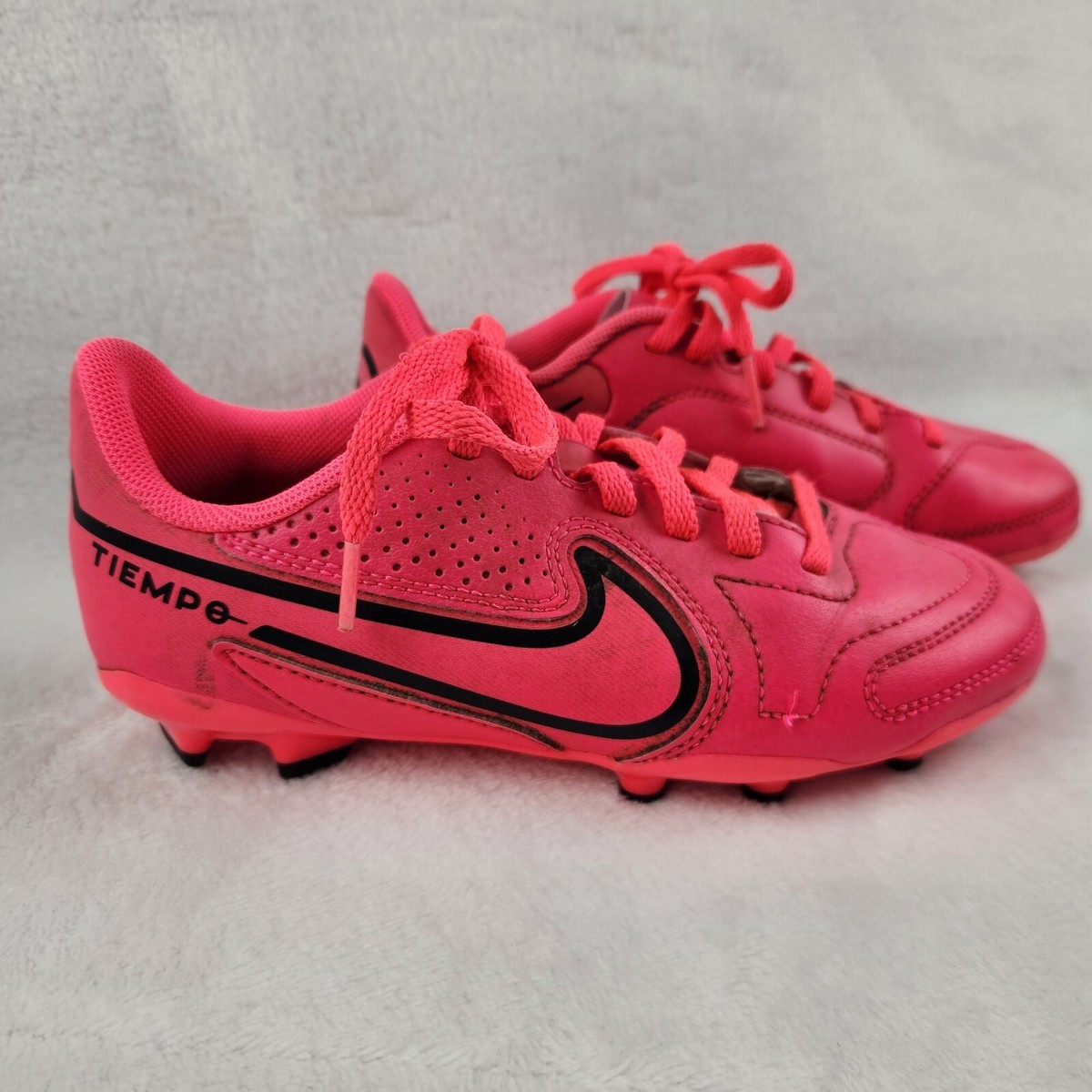 Nike Tiempo Legend 9 Club FG Soccer Cleats Youth 1.5Y Pink Black