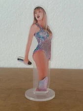 Taylor Swift Stand up figure