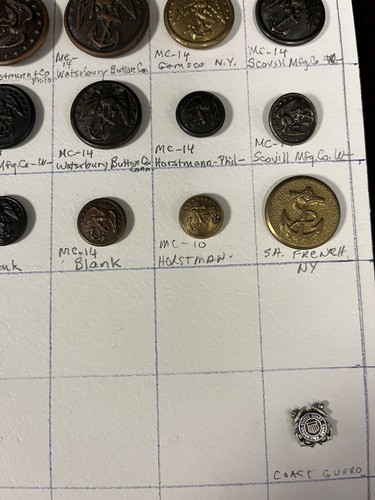 Lot 32 Antique US Military NAVY Uniform Buttons Late 19th- early 20th C. - Picture 2 of 10