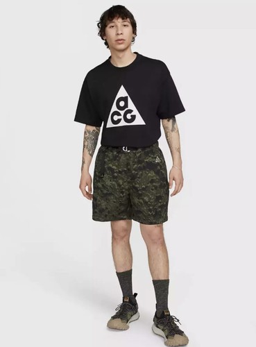 Nike ACG Short Sleeve T-Shirt Black DJ3644-010 Men's Size Medium NWT - Picture 2 of 10