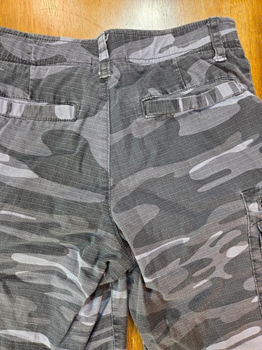 Urban Pipeline Shorts Men's 29 Gray Camo Cargo utility Outdoor Y2K Ultra Flex - Picture 13 of 20