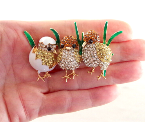 2 5/8" NAPIER INSPIRED 3 BABY CHICKS 1 HATCHING RHINESTONE EASTER PENDANT BROOCH - Picture 6 of 15