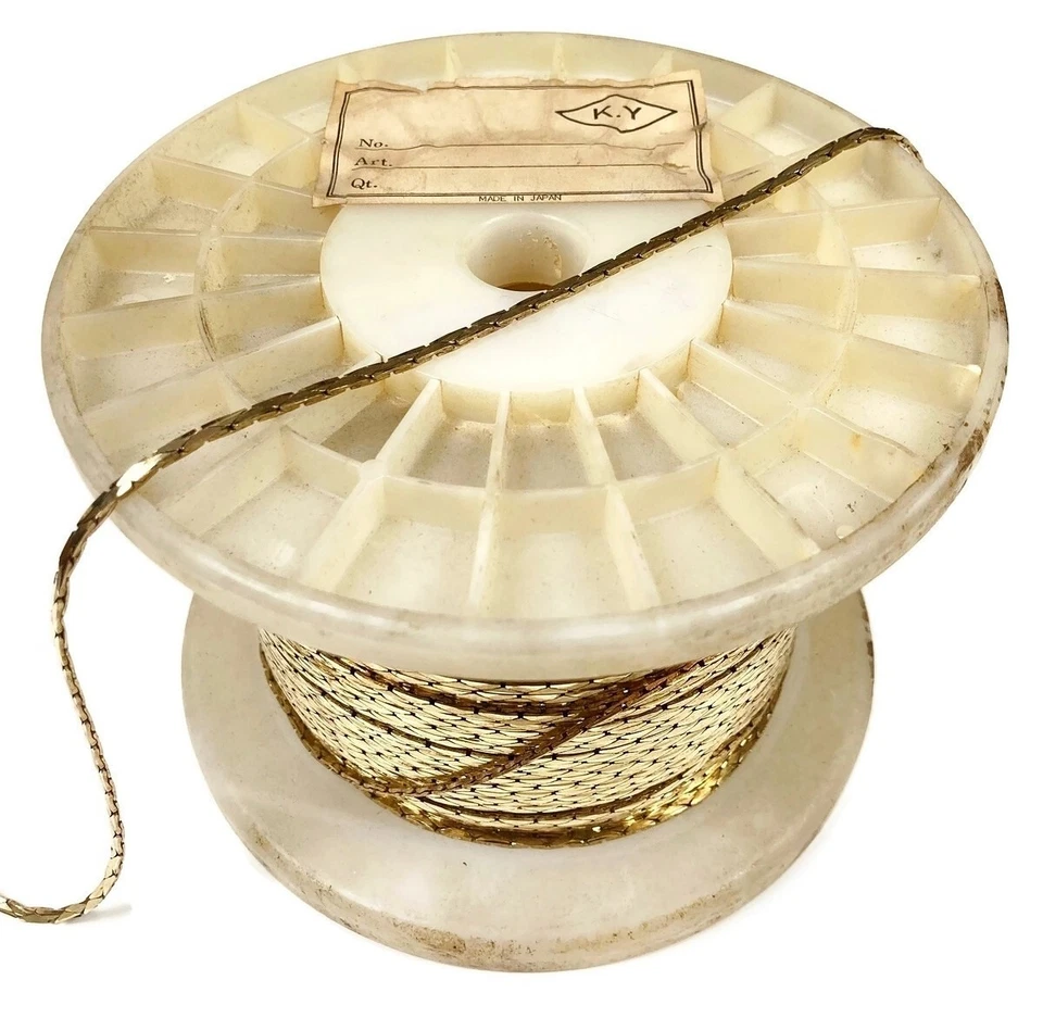 3 Feet Vintage Japanese Solid Brass 2.5mm. Polished Cobra Chain D279 - Image 4 of 4