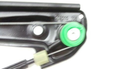 VW Golf MK7 5G Window Motor Regulator Front Passenger Side 5G4837461H 2017-2020 - Picture 8 of 24