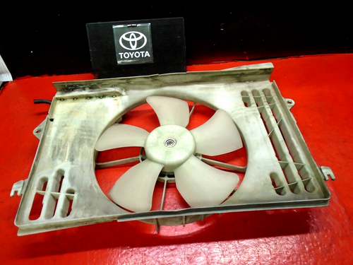 03 04 VENTILADOR RADIADOR REFRIGERACIÓN MOTOR TOYOTA COROLLA CON DEPÓSITO REFRIGERANTE 1ZZ-FE OEM - Imagen 1 de 6