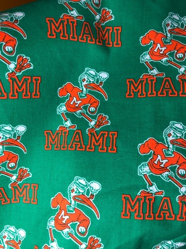 "Tela de algodón vintage de los Boston Miami Falcons NBA remanente de 58"" x 21""" - Imagen 2 de 3