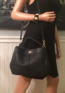 f23537 coach