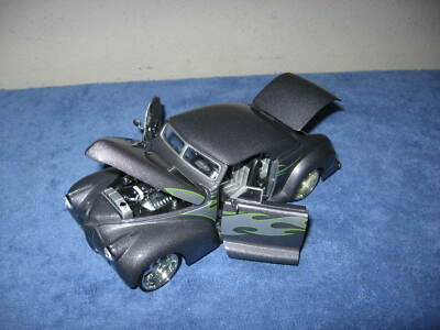 ミニカー Jada Toys1/24 1940PONTIAC BUSINESS COUPE OLDSKOOL 1940 PONTIAC BUSINESS COUPE 1:24 JADA OPENING HOOD