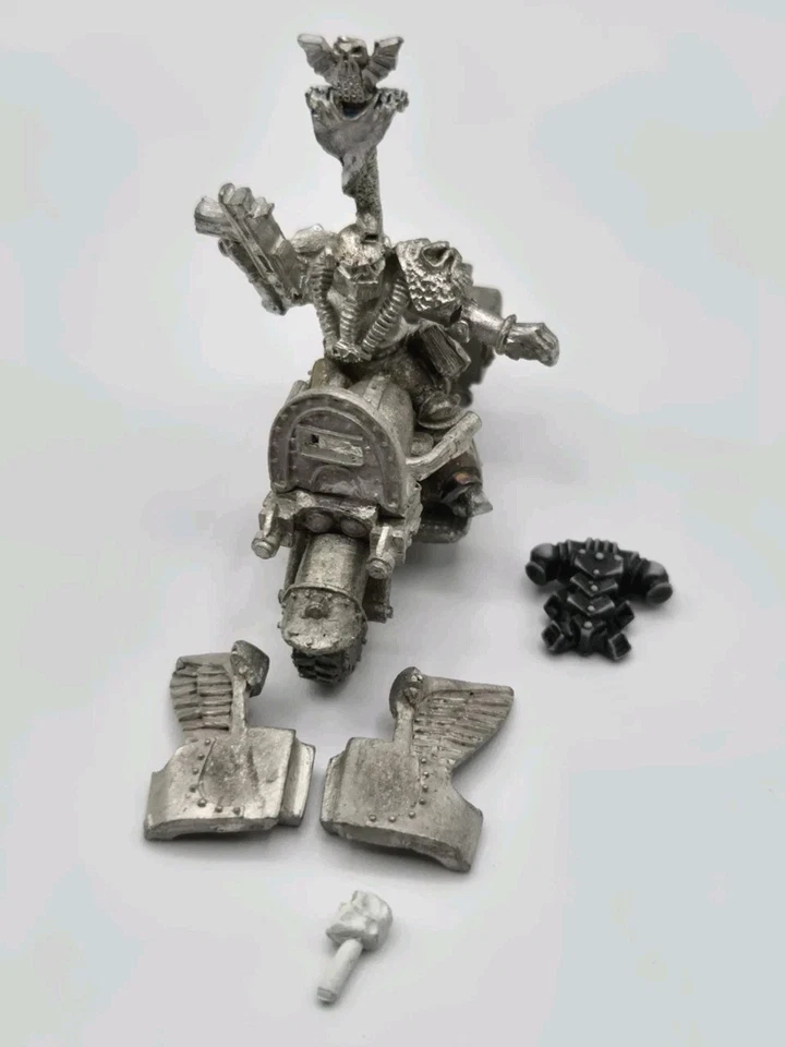 Warhammer 40k Rogue Trader Era Classic Metal Space Marine Chaplain Biker OOP - Image 2 of 3