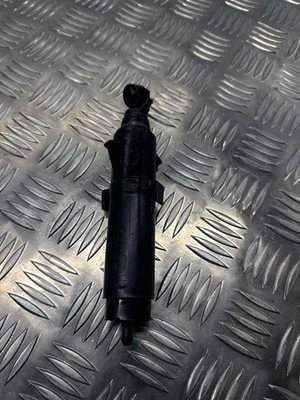 BMW X5 F15, F85 Headlight Washer Spray Nozzle 7292657 19105310 3.50 37739705 - Photo 1/3