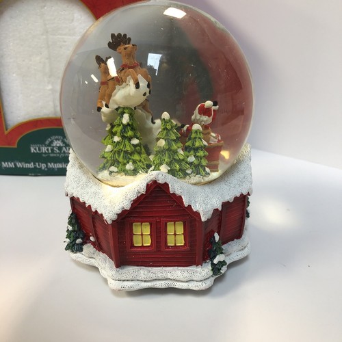 Kurt S. Adler 100MM Musical Santa Reno Trineo Nieve Globo Navidad Cuerda - Imagen 7 de 10