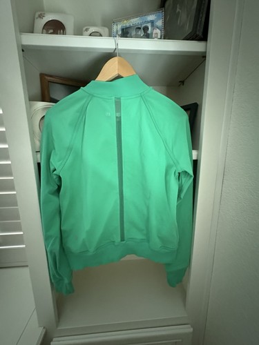 Lululemon Om Me Home Jacket Women’s Size 8 Full Zip Green Yoga Athleisure - Picture 3 of 4