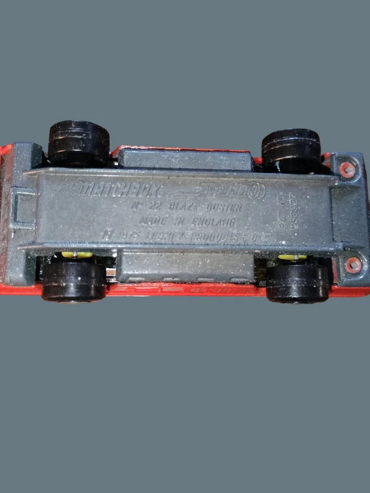 1975 Matchbox Superfast Blaze Buster Fire Ladder Truck No 22 Lesney England - Image 4 of 4