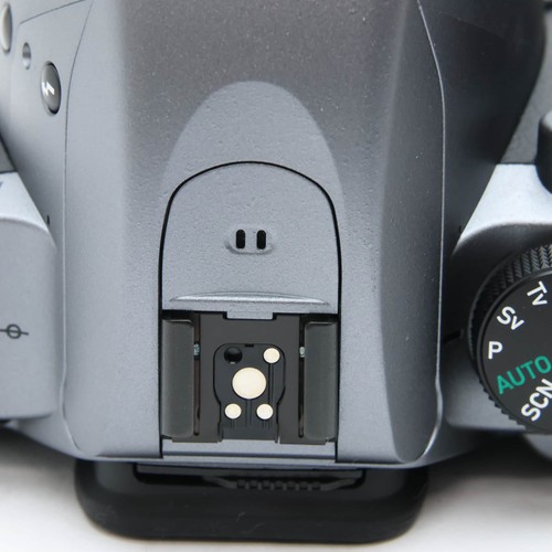 Pentax K-70 Silky Silver DSLR Camera Body -Near Mint- #436 - Picture 9 of 12