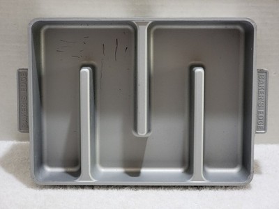 Baker s Edge 9 x12  Brownie Pan Double Non Stick Coating Heavy Cast Aluminum USA