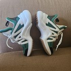 Foto 9 di 19