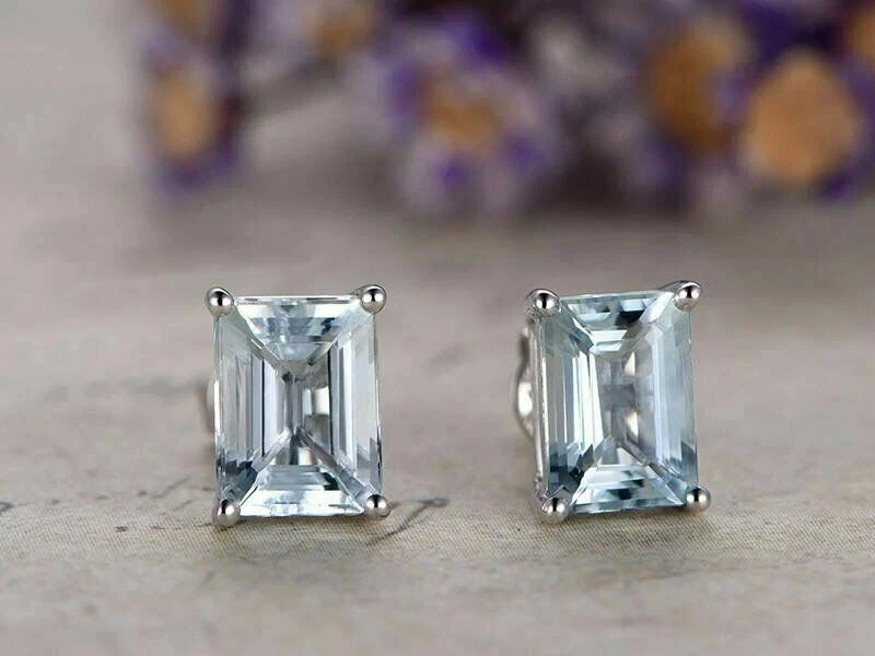 Brinco feminino solitário 2 quilates corte esmeralda azul água-marinha ouro branco 18K por cima - Imagem 4 de 4