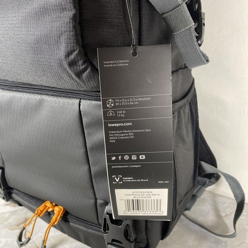 Lowepro - Fastpack Camera Backpack - Black NWT - Picture 3 of 18