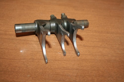1987 Honda XR 250R Gear Shift Change Forks Assembly OEM 87 - Picture 2 of 5