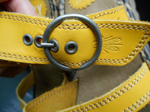 Fly London - Yellow Leather Strappy Sandals size 40 worn once Excellent - Picture 9 of 10