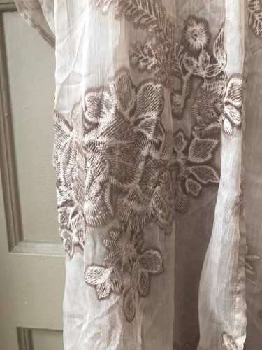 CALSTYLE Sheer Cocoon Cardigan Beige With Flower Design Medium - Picture 7 of 11
