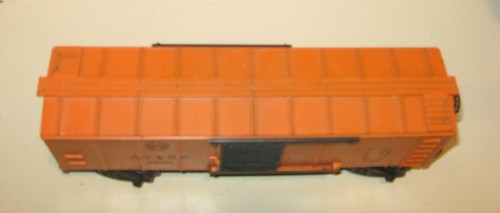 LIONEL POSTWAR A.T. & S. F. 63132 SANTA FE # X3464 OPERATING BOXCAR - O GAUGE - Picture 12 of 16