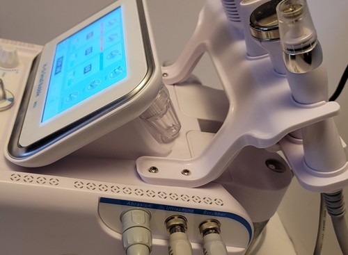 Glownar 7-in-1 H2O2 Hydrofacial Machine - Picture 10 of 10