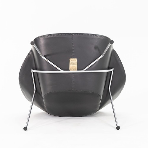 1960s Eero Saarinen for Knoll Womb Chair and Ottoman New Black Leather Model 70L - Picture 10 of 12