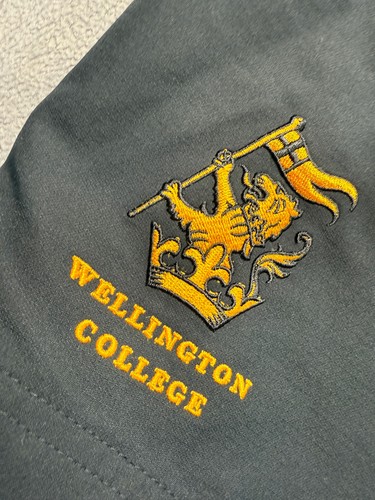 Wellington College Nike Black Shorts mens size 2XL - Picture 4 of 9