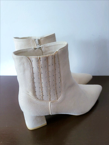 NEU Damen Elfenbein Stiefeletten Blockabsatz 2" Booties Rhein Größe 9,5-10 - Bild 5 von 12