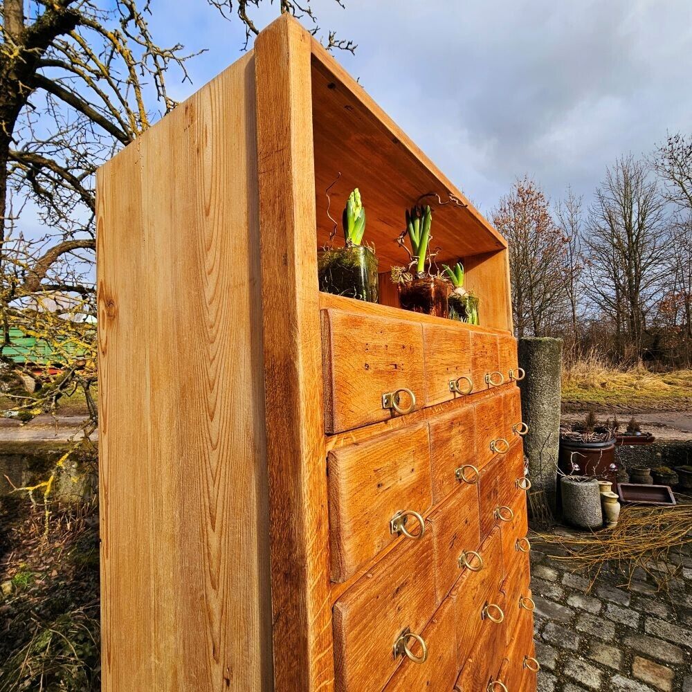 Bild 8 von 12
