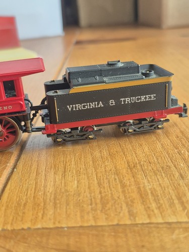 POCHER (ITALY) HO GAUGE STEAM LOCOMOTIVE RENO & TENDER VIRGINIA & TRUCKEE - Picture 7 of 21