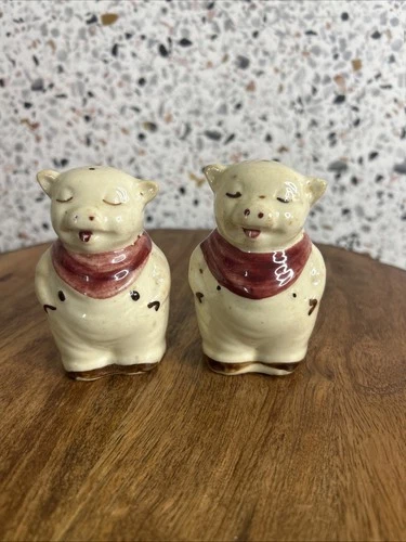 vintage Shawnee Pottery "Smiley Pig