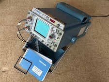 Tektronix 468 100MHz Digital Storage Oscilloscope