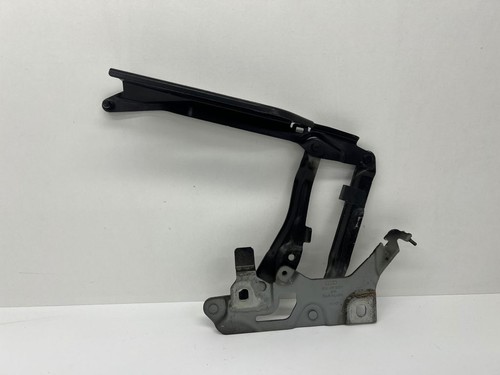 Audi Q5 SQ5 2018 bonnet hood hinge 80A823302C KJF342 - Picture 1 of 4