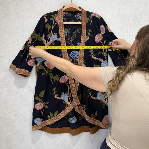 Chaqueta Tolani Mujer M/L Azul Bordado Kimono Floral Boho Frente Abierto Fluido - Imagen 3 de 8