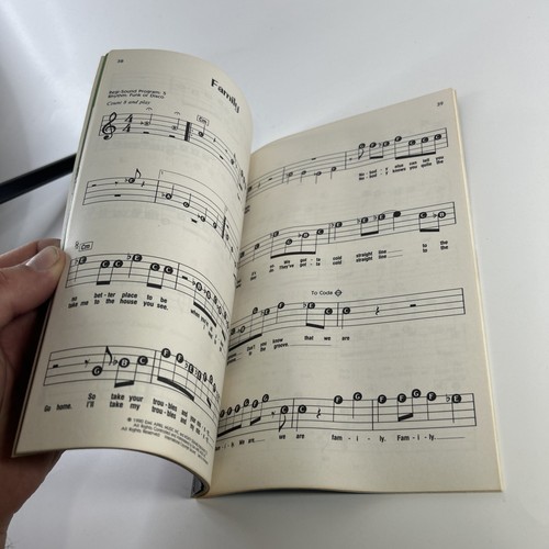RARE Teenage Mutant Ninja Turtles TURTLE POWER! KAZOO Movie Music Song Book 1990 - Picture 6 of 7