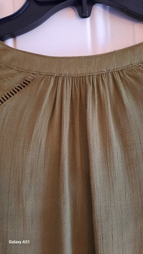 COMO VINTAGE Gauzy Blouse - S - Banded Split V-Neck, Short Slvs w/Eyelet Shldrs - Bild 5 von 6