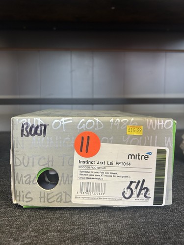 MITRE INSTINCT JRXT BOOTS, BLACK/WHITE, UK SIZE 5.5 - Picture 5 of 5