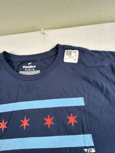 Chicago Cubs T-Shirt City Flag Mens X-LARGE Fanatics Brand Baseball MLB Tee - Picture 2 of 5